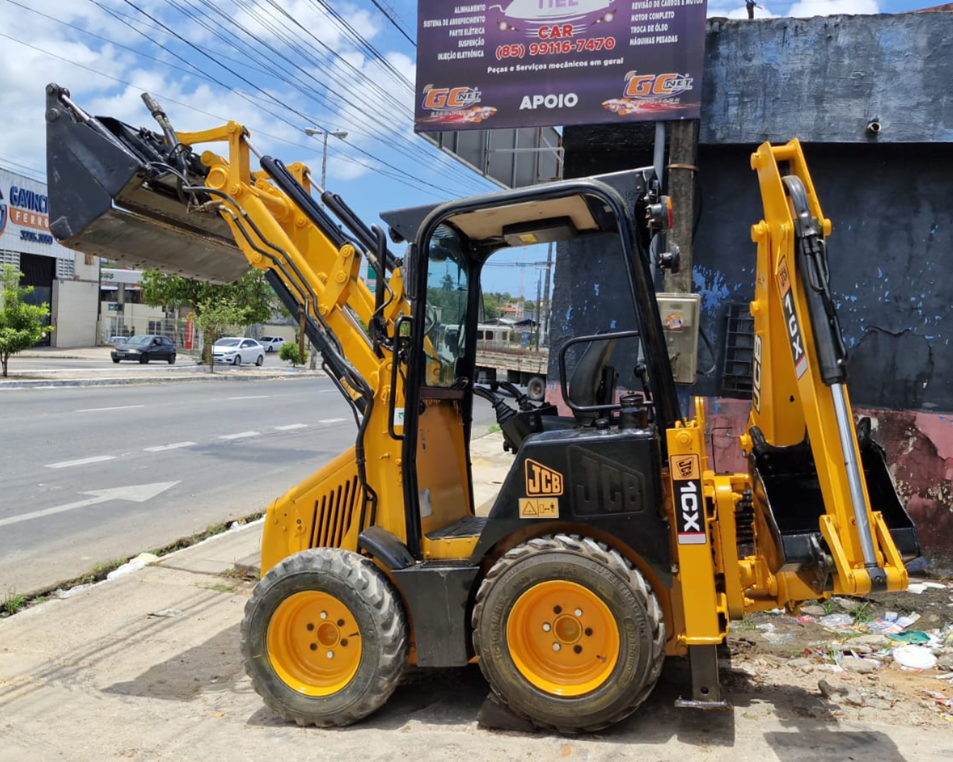 SEMINOVA Mini Retroescavadeira JCB 1CX